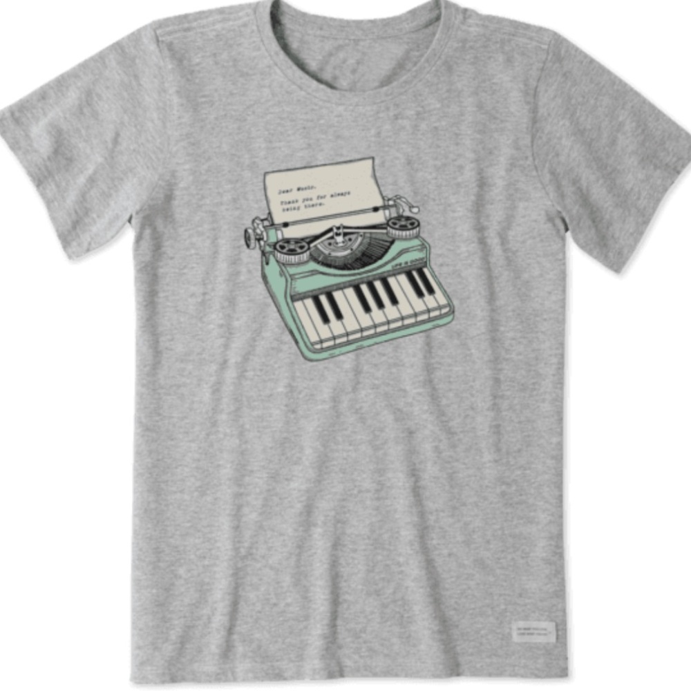 🎉SALE🎉 Life is Good dear music piano, crusher t-shirt, women’s S
